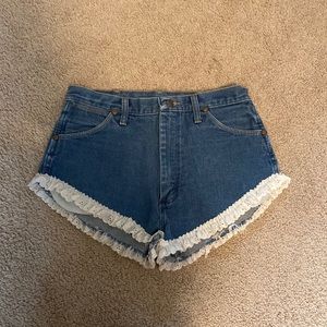 Wrangler Shorts size 32